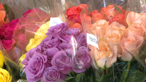 Metro flower shop stays busy ahead of Valentine's Day - Vimarsana News