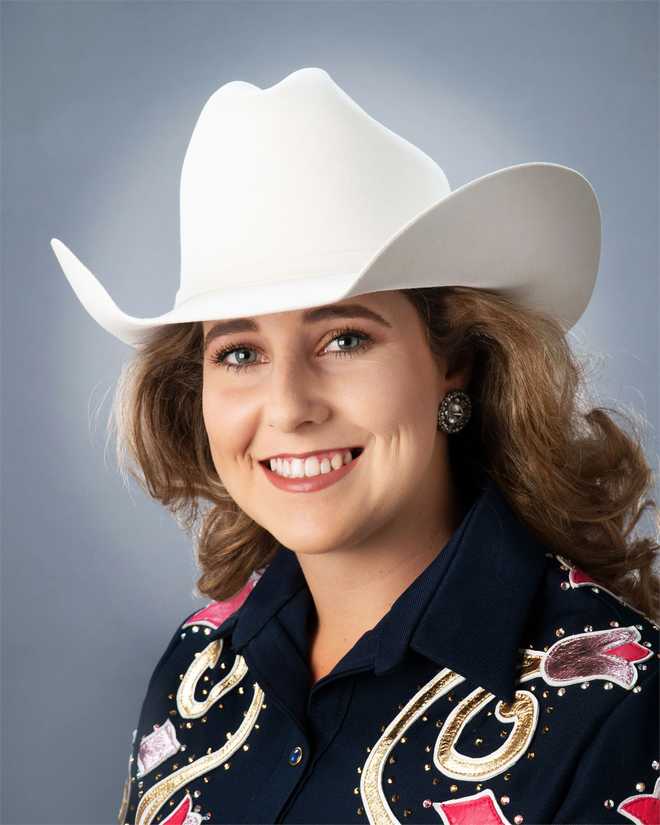 2 Hollister women compete for Miss California Rodeo Salinas crown