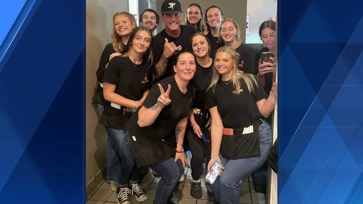 North Carolina: Rapper Vanilla Ice visits Thomasville restaurant
