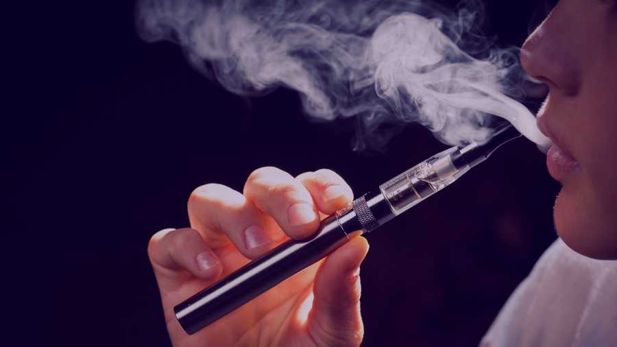 CDC: 5.4 million middle, high school students using e-cigarettes