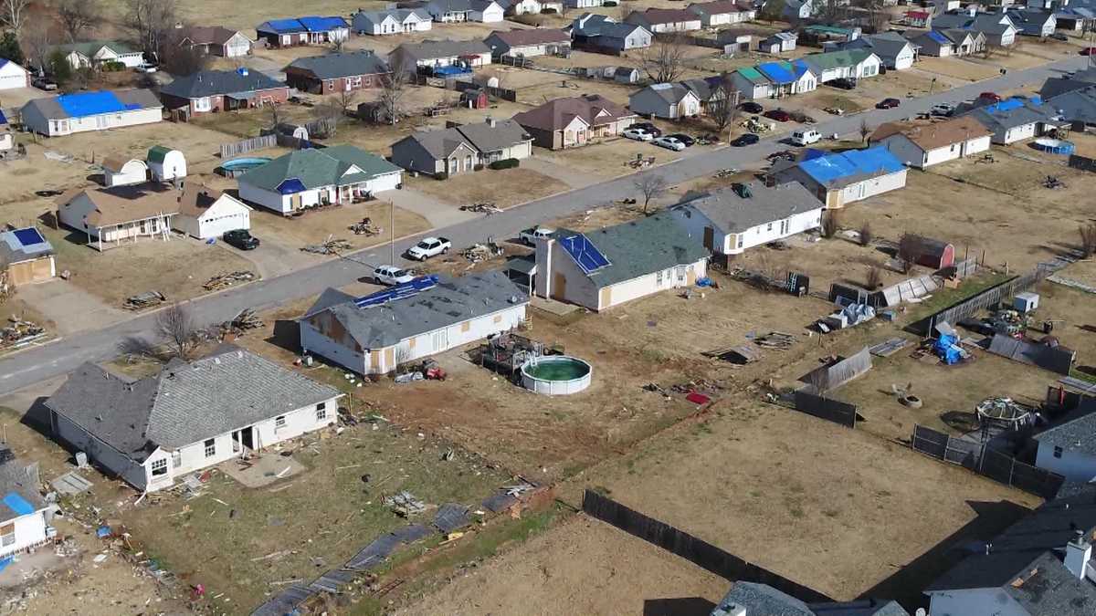 Van Buren storm victims look to the future