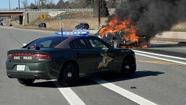 Police: Vehicle crashes into Hampton tolls on I-95, catches fire - Vimarsana News