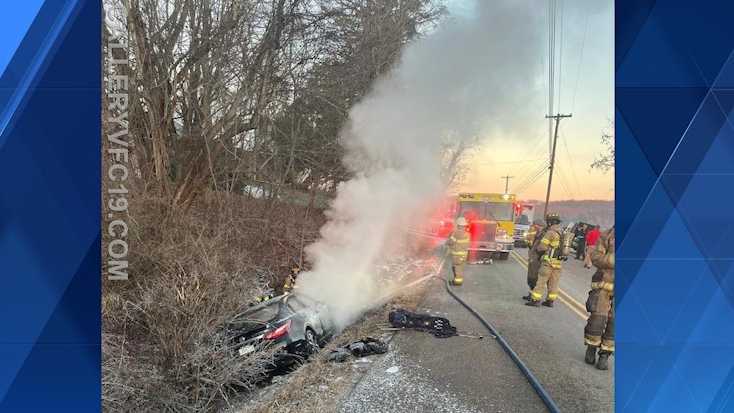 Bystanders pull driver from burning vehicle after crash in Butler County