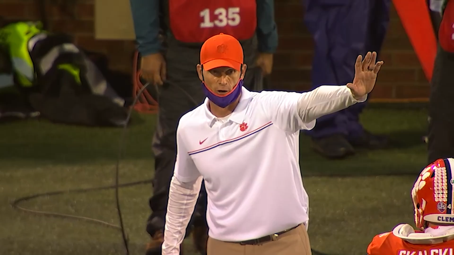 Clemson defensive coordinator Brent Venables receives contract extension