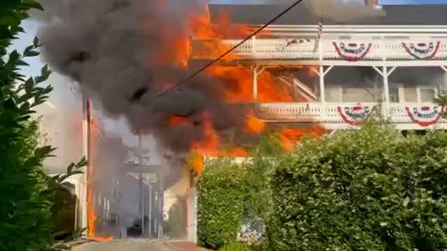 Historic Veranda House on Nantucket goes up in flames - Vimarsana News