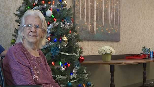 'It makes you healthier': 92-year-old doesn't hesitate to get COVID-19 vaccine - Vimarsana News