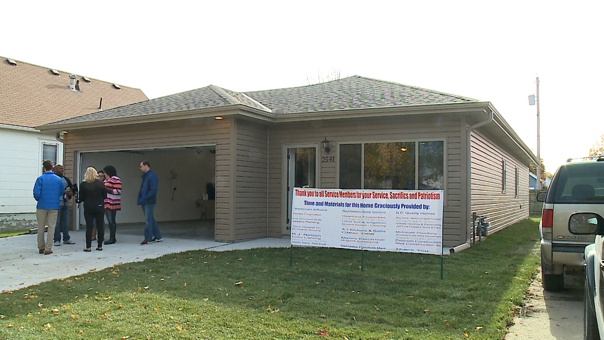 Veteran family receive new home