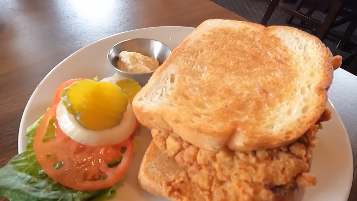 Top tenderloin, top ten burger boost Harlan business post pandemic in Iowa