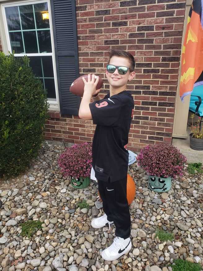 6-year-old Bengals fan's Joe Burrow Halloween costume goes viral