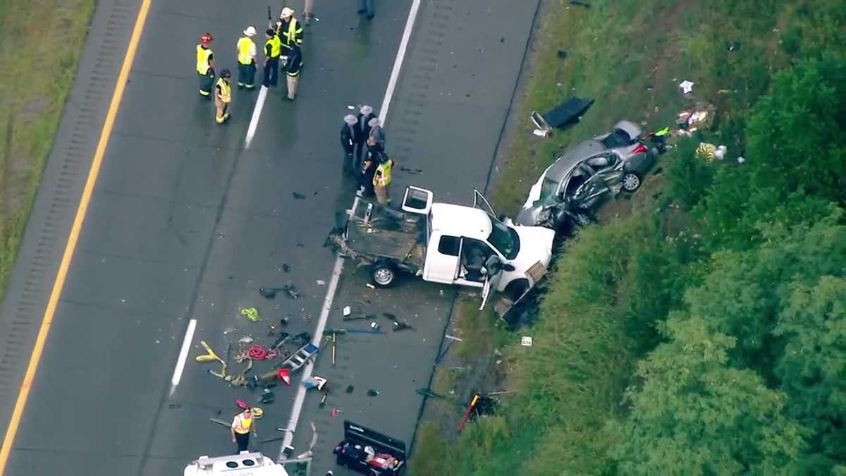 1 dead in 3vehicle crash on I79 in North Strabane