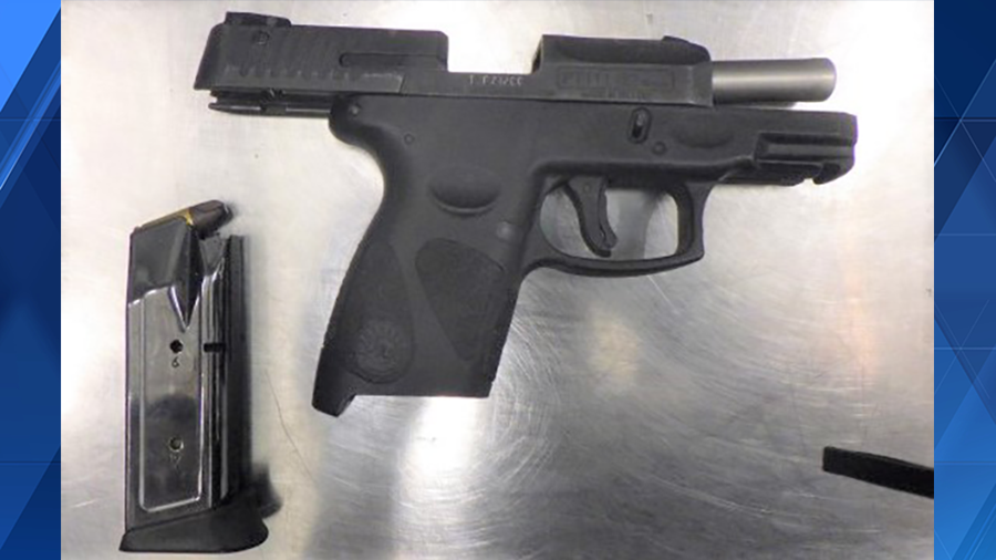 Gun at Pittsburgh airport security checkpoint