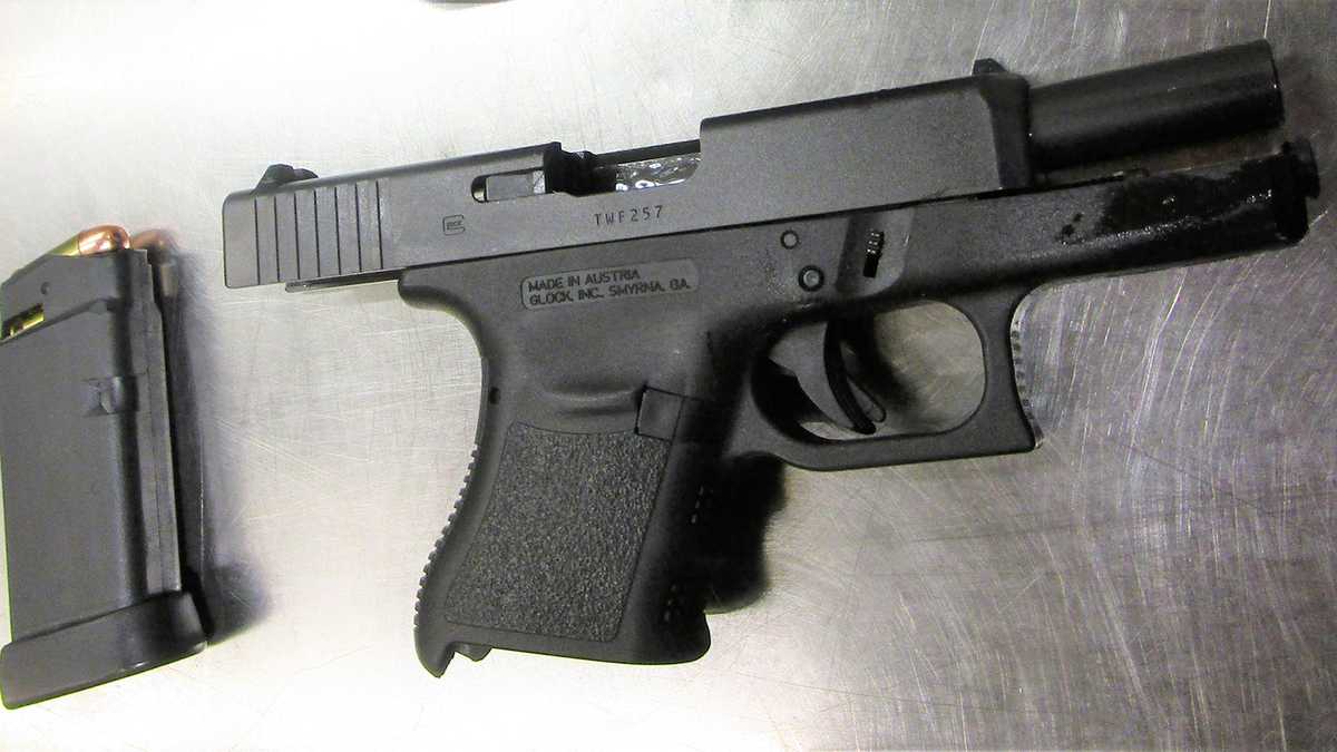 Loaded gun found at Pittsburgh International Airport security checkpoint
