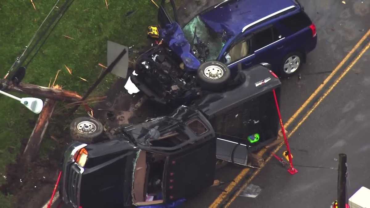 SUV, pickup truck crash near lightrail tracks in Bethel Park