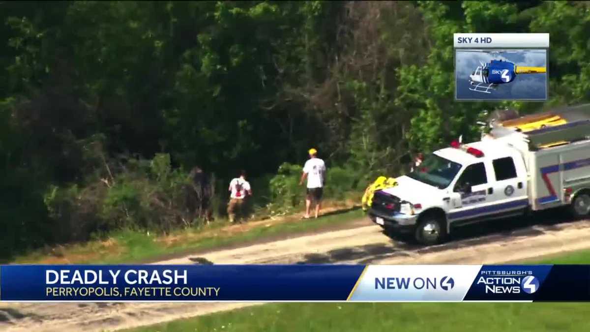 Deadly crash reported in Perryopolis, Fayette County