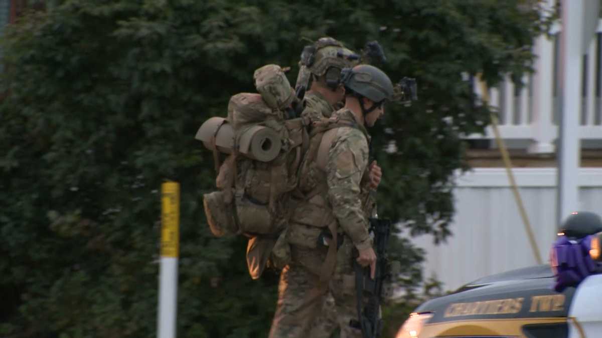 Man surrenders after hours long standoff in Canton Township, Washington County