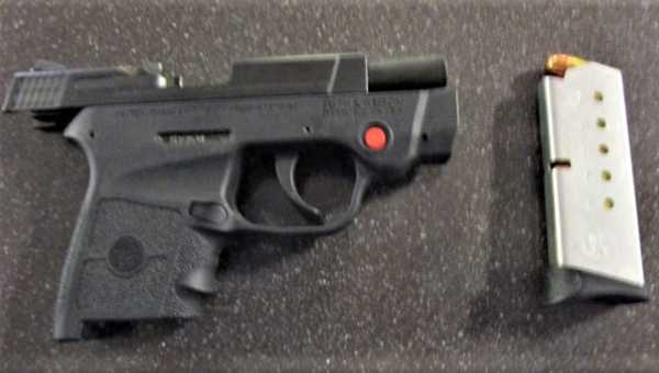 Loaded Handgun Found In Bag At Pittsburgh International Airport