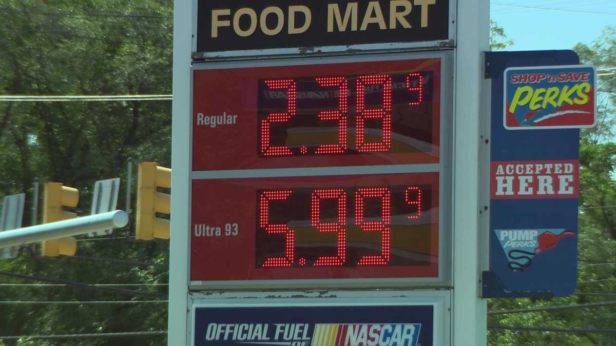 Monroeville Discount gas tour continues on July 4