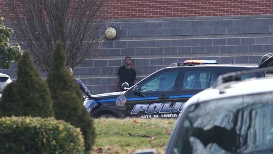 Bank robbery suspect cornered by police outside former New Kensington