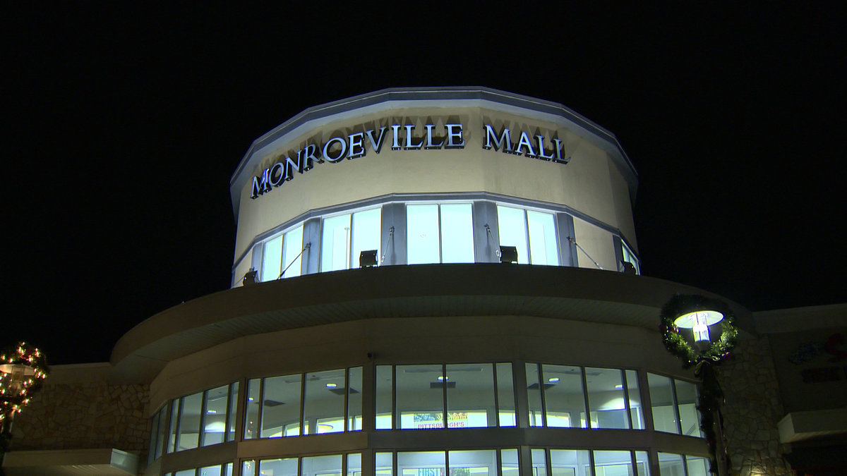 Monroeville police arrest four after fights at mall