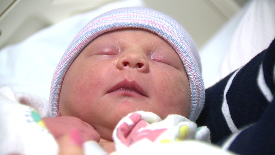 Elizabeth Vyskribova was born on New Year's Day at 12:26 a.m., the Kaiser Permanente Roseville Medical Center said.