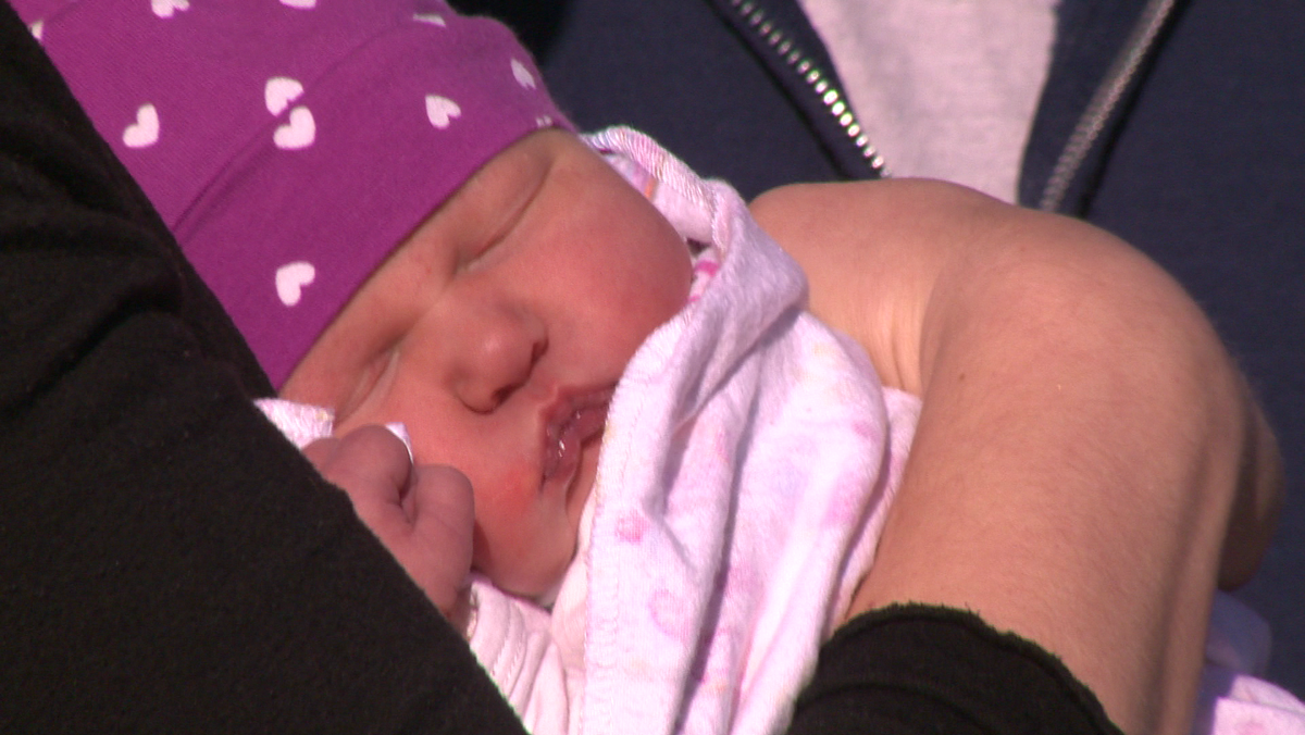 Auburn baby unexpectedly delivered at home with help from firefighters