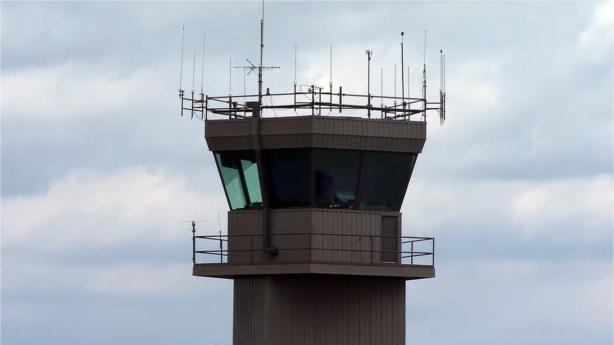 I am an air traffic controller 3 serial code pets