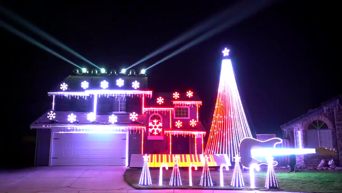 Disneyland in Tracy? This man hopes his Christmas lights are that good