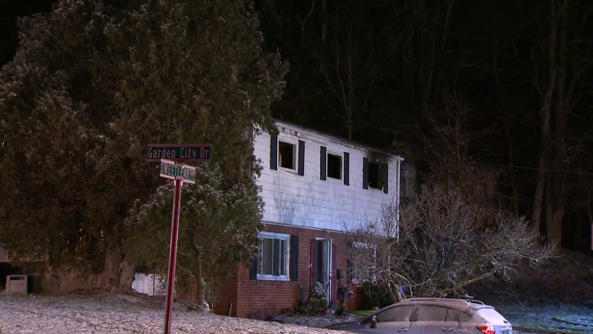 Man dies in Monroeville house fire