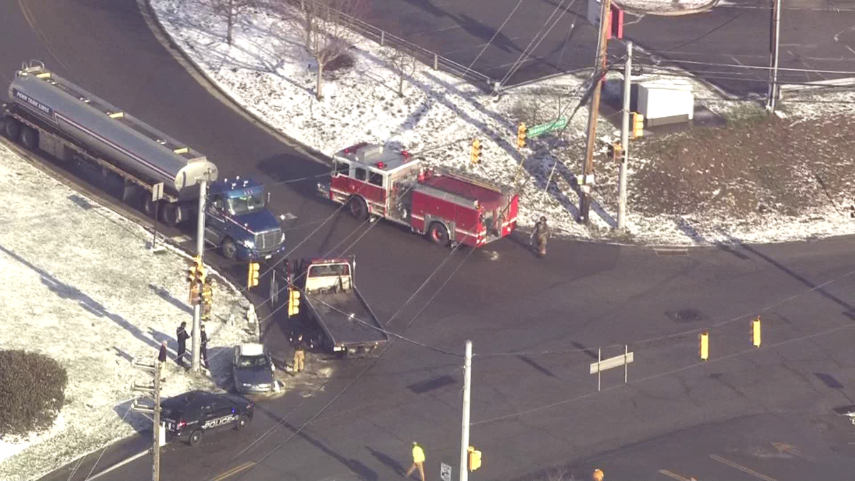 Crash reported along Route 30 detour in North Versailles