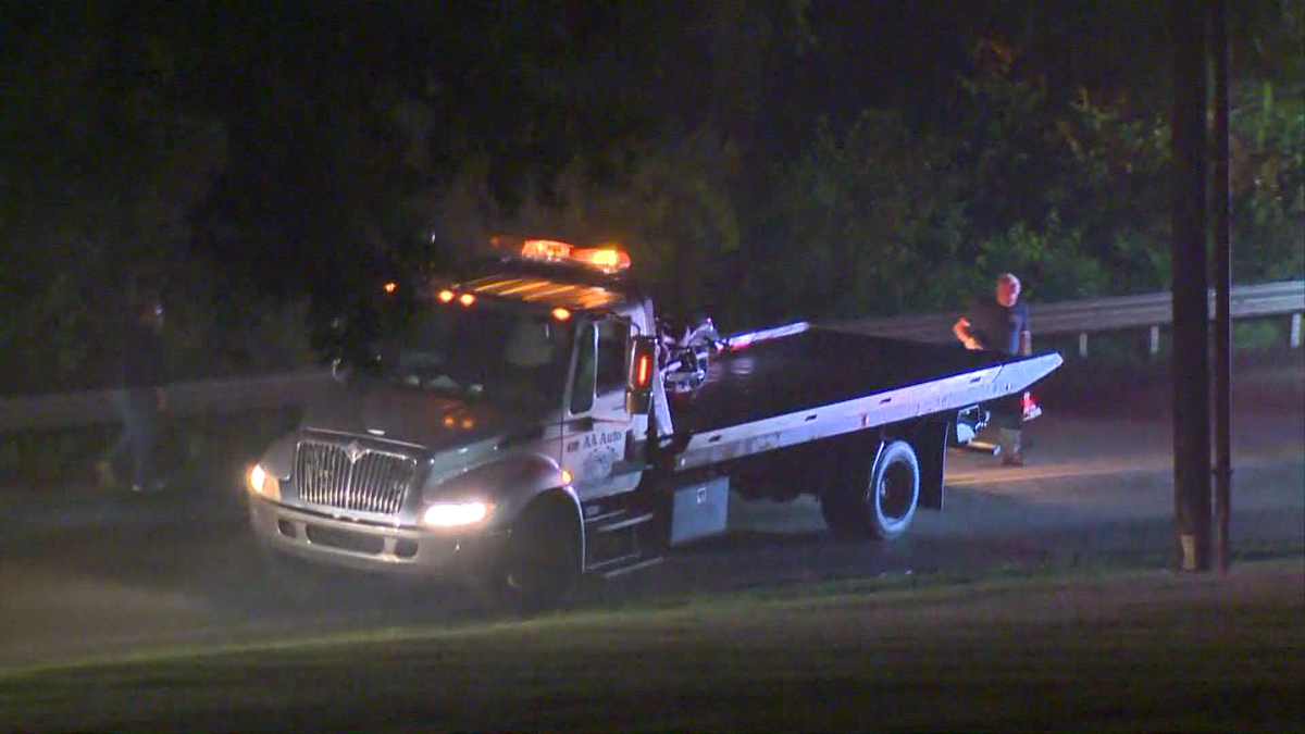 At least one person injured in Westmoreland County crash