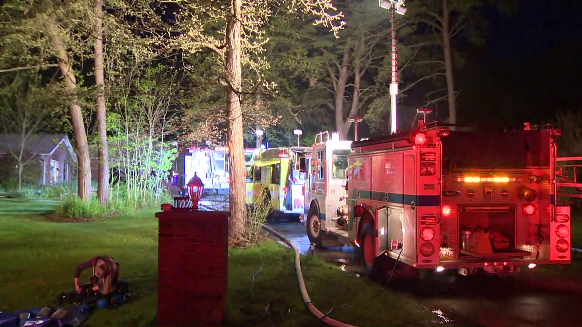 Family escapes house fire in Independence Township, Beaver County