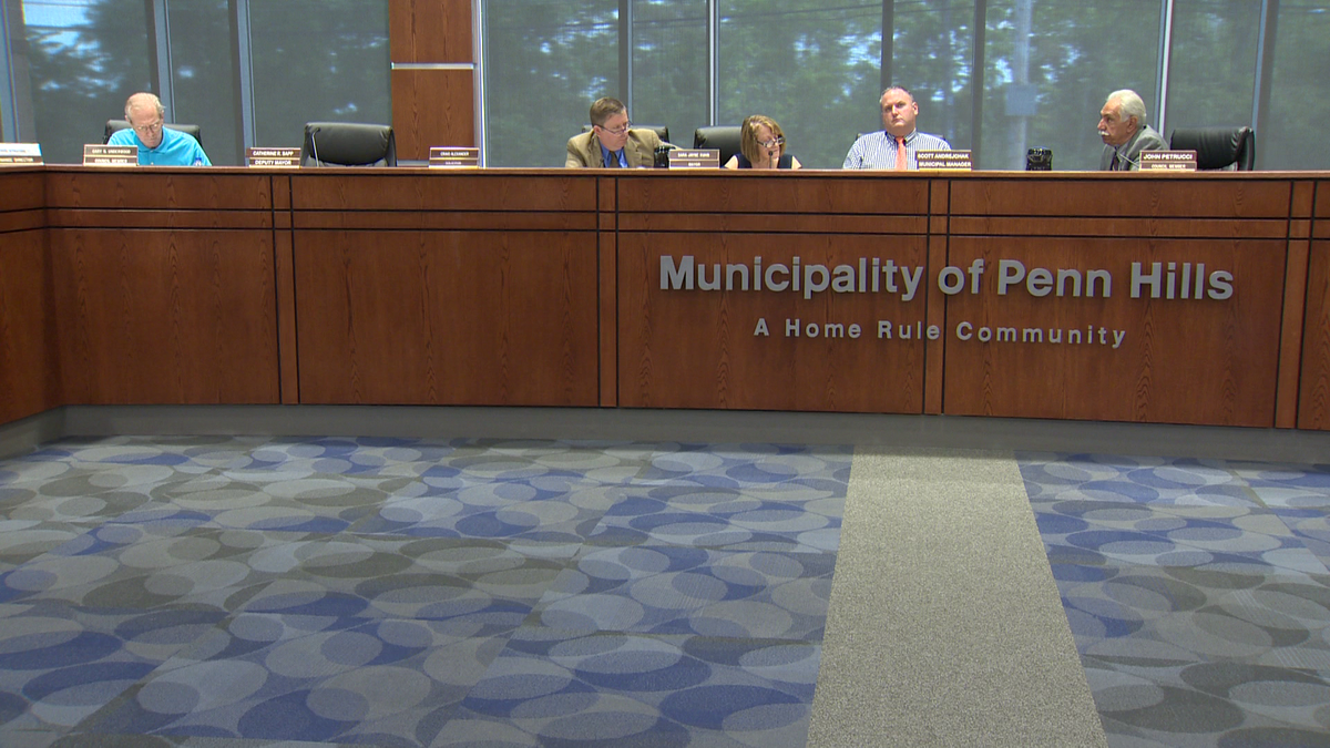 Penn Hills council votes to remove officials who won't submit to