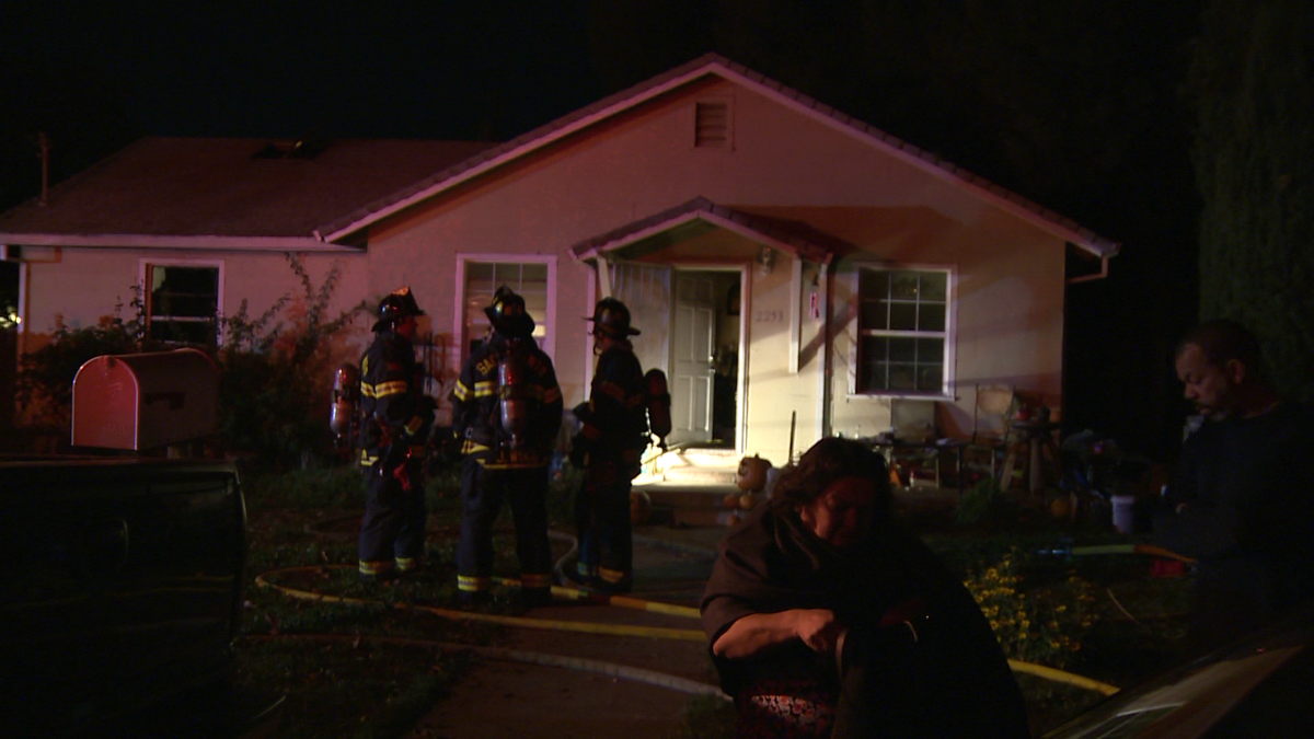 7 adults, child, animals escape burning Sacramento home
