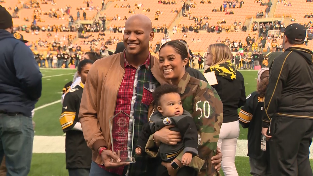 Steelers LB Ryan Shazier wins George Halas Award