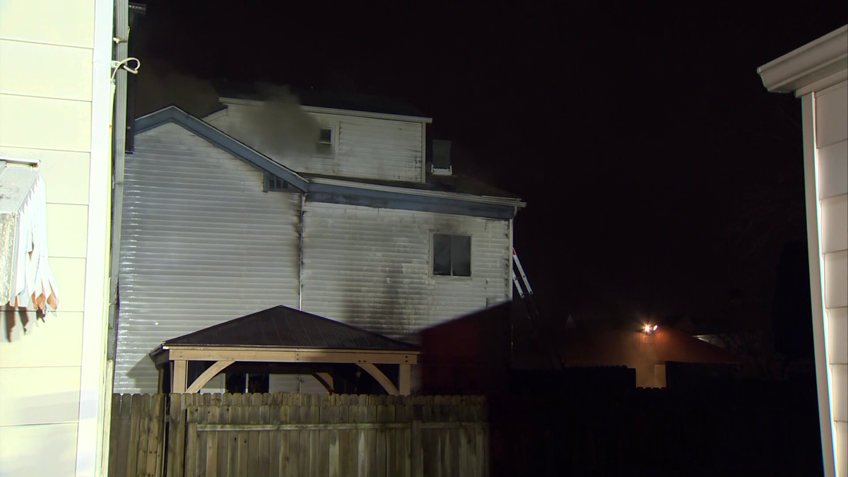 Fire breaks out inside home in Duquesne Heights