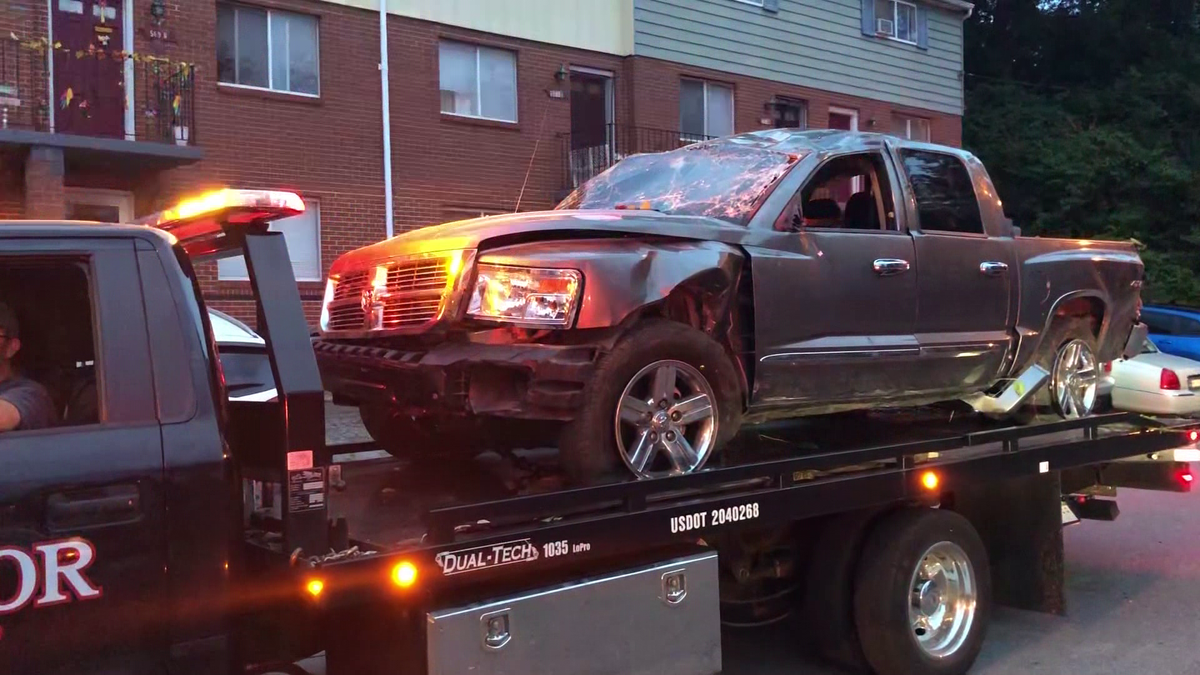 Two men arrested after police chase ends in crash in North Braddock