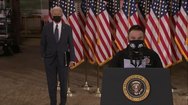 Duquesne Light senior lineworker introduces President Biden in Pittsburgh - Vimarsana News