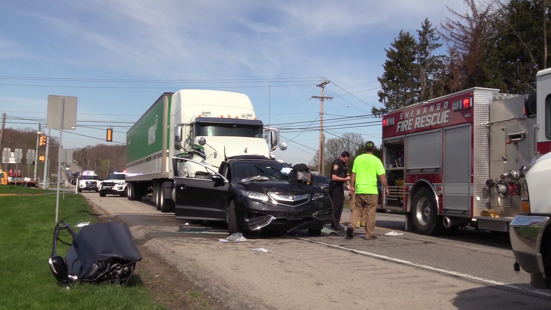 Shenango schools superintendent and son injured in crash - Vimarsana News