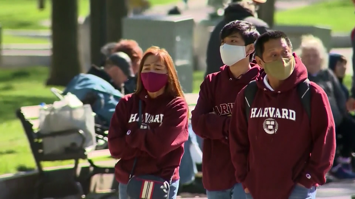 CDC defends new maskwearing guidance