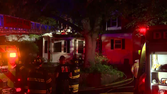 Firefighter injured while battling house fire in Dedham - Vimarsana News