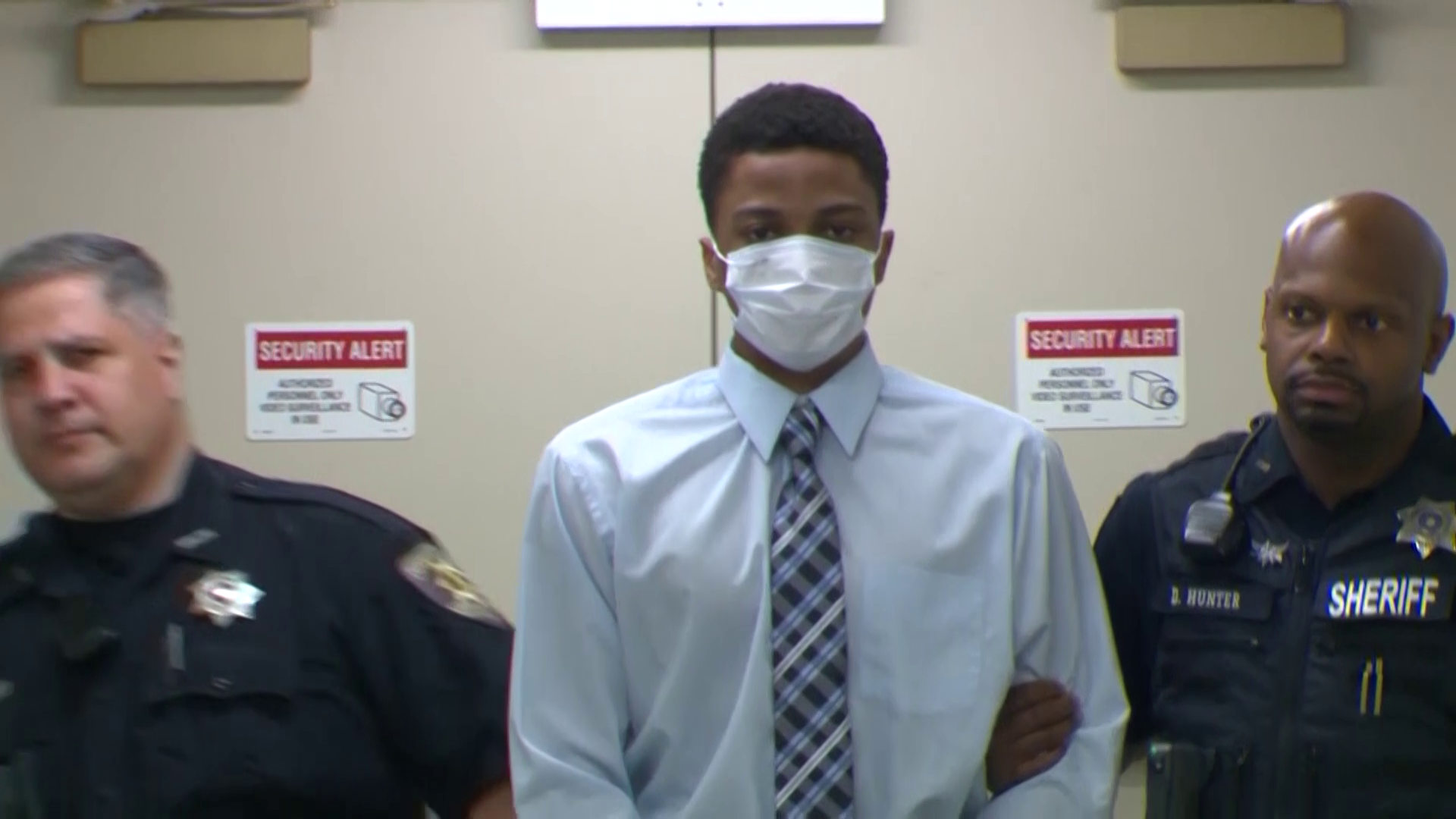 Questions about juror's DelTondo case ties raise questions about Jeter verdict in Pugh homicide - Vimarsana News