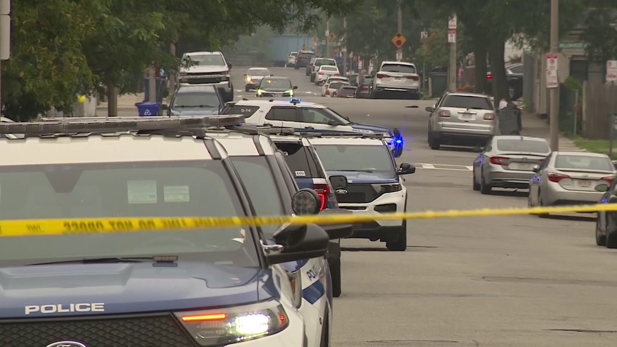 Woman killed, 5 injured in early morning shooting