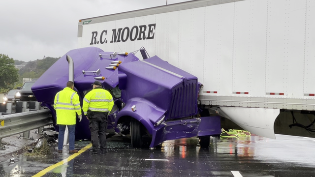 Jackknifed tractor-trailer slows commute in Revere - Vimarsana News