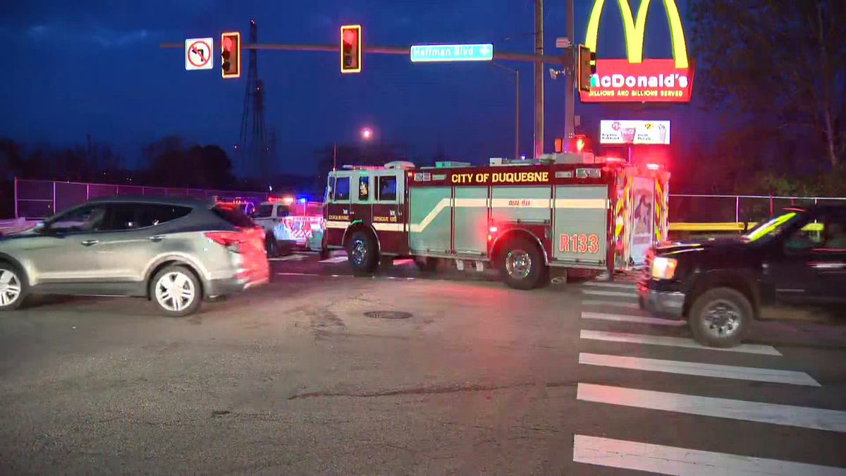 Two people hit by car in Duquesne, Allegheny County