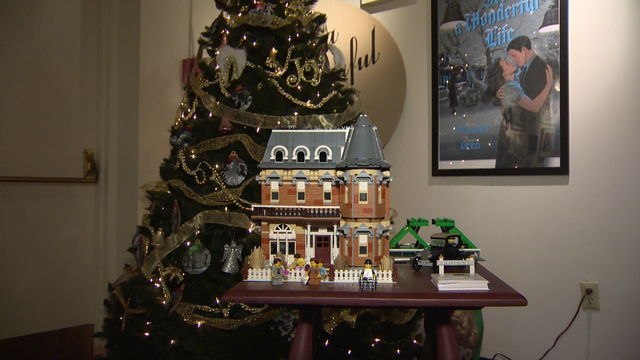 WATCH: Father, daughter create 'It's a Wonderful Life' Lego set - Vimarsana News