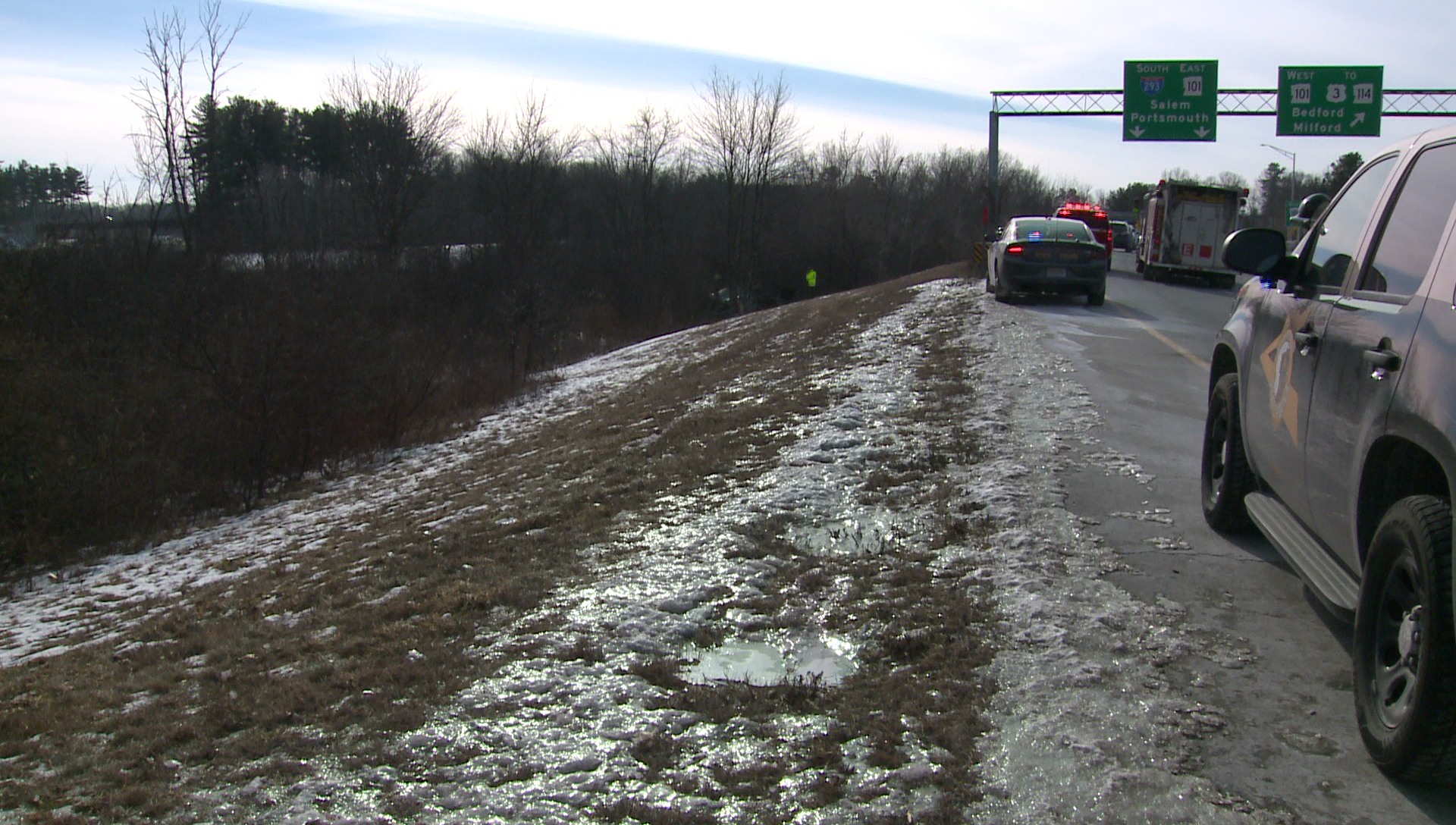 Man Dead After Crash On I-293 In Bedford