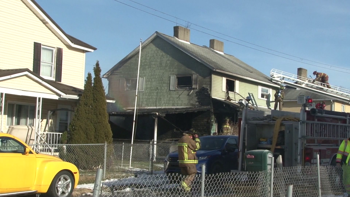 90-year-old woman dies in Fayette County house fire