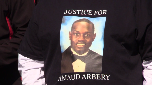 ﻿In midst of federal trial, Liberty Co. community takes part in remembrance walk for Ahmaud Arbery - Vimarsana News