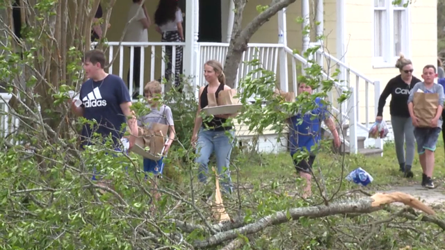 'Everybody is pulling together': Volunteers help with cleanup efforts following Pembroke tornado - Vimarsana News