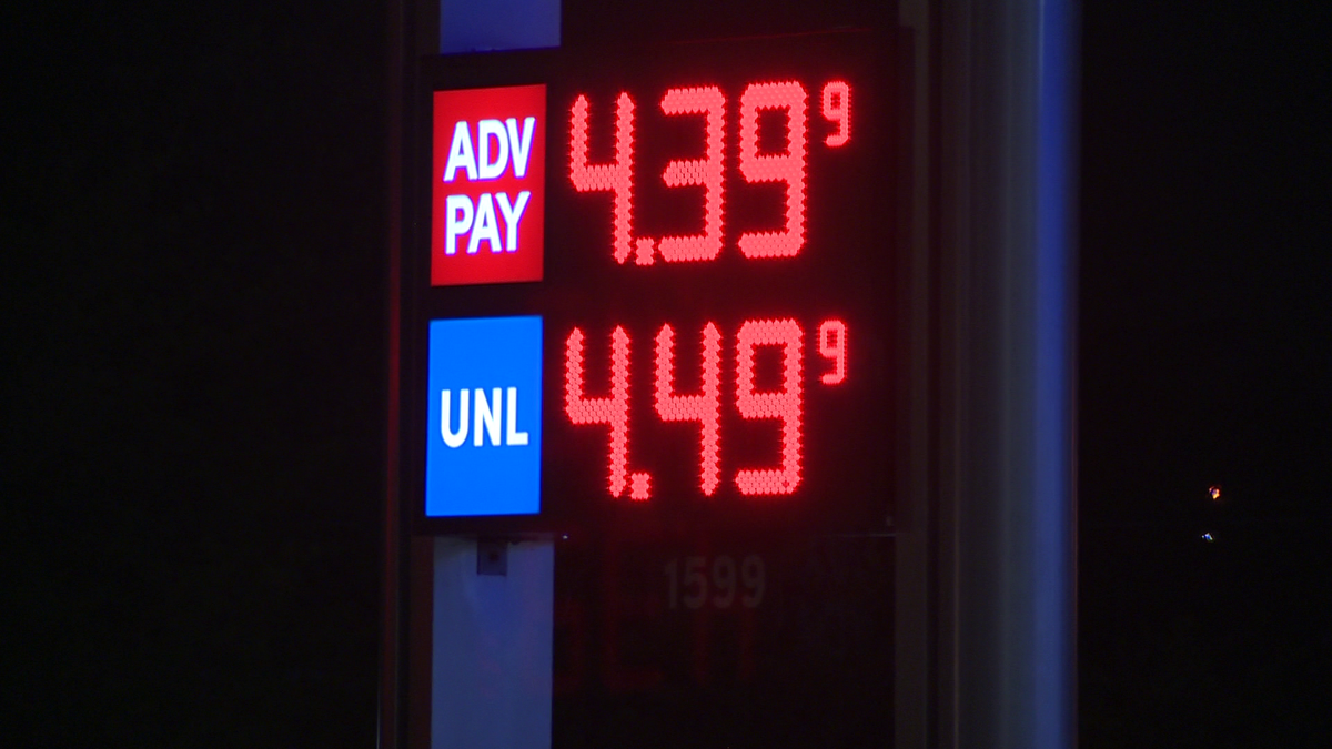 Gas prices surge overnight; average in Pittsburgh up 4 cents